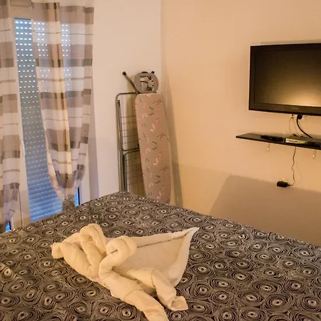 Apartman Iva *